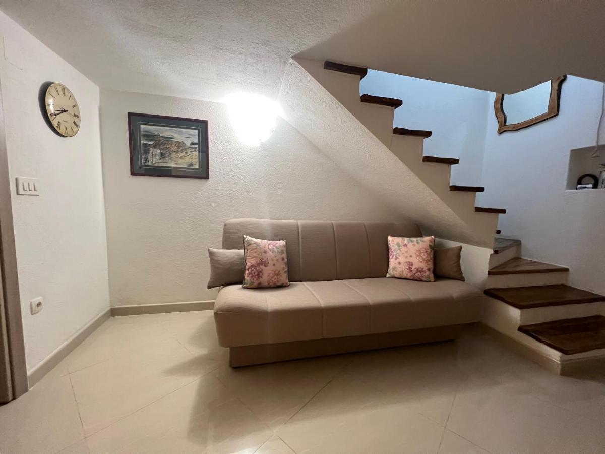 Apartment Katalin Kornić Dış mekan fotoğraf