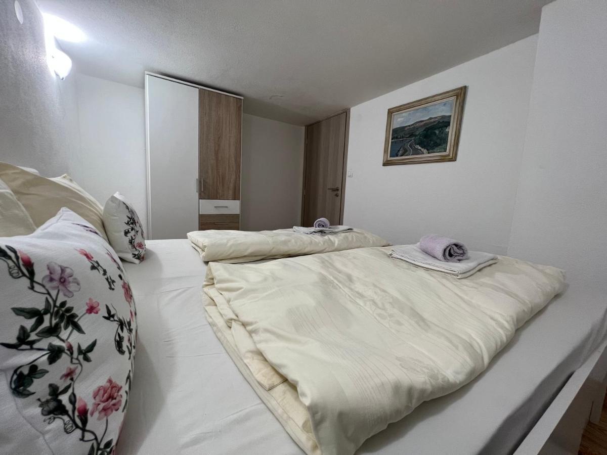 Apartment Katalin Kornić Dış mekan fotoğraf