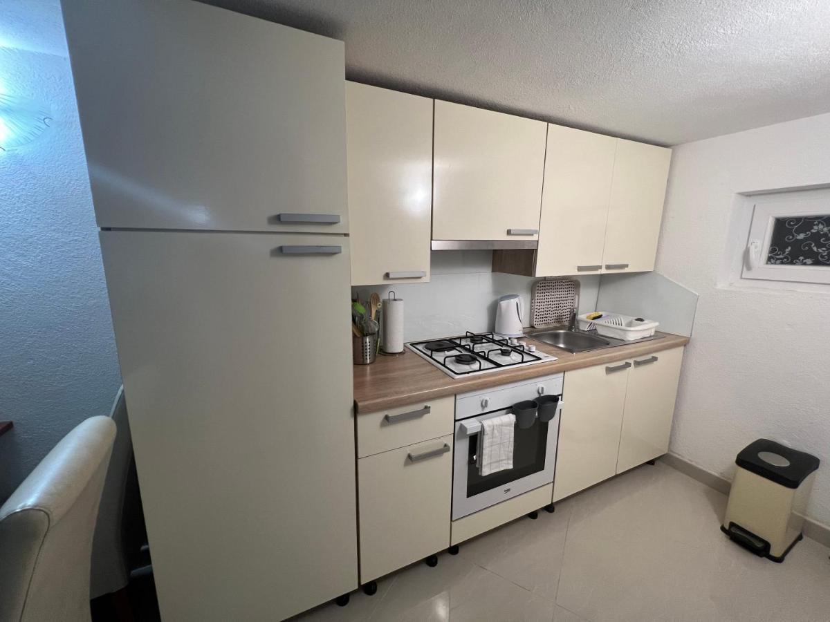 Apartment Katalin Kornić Dış mekan fotoğraf