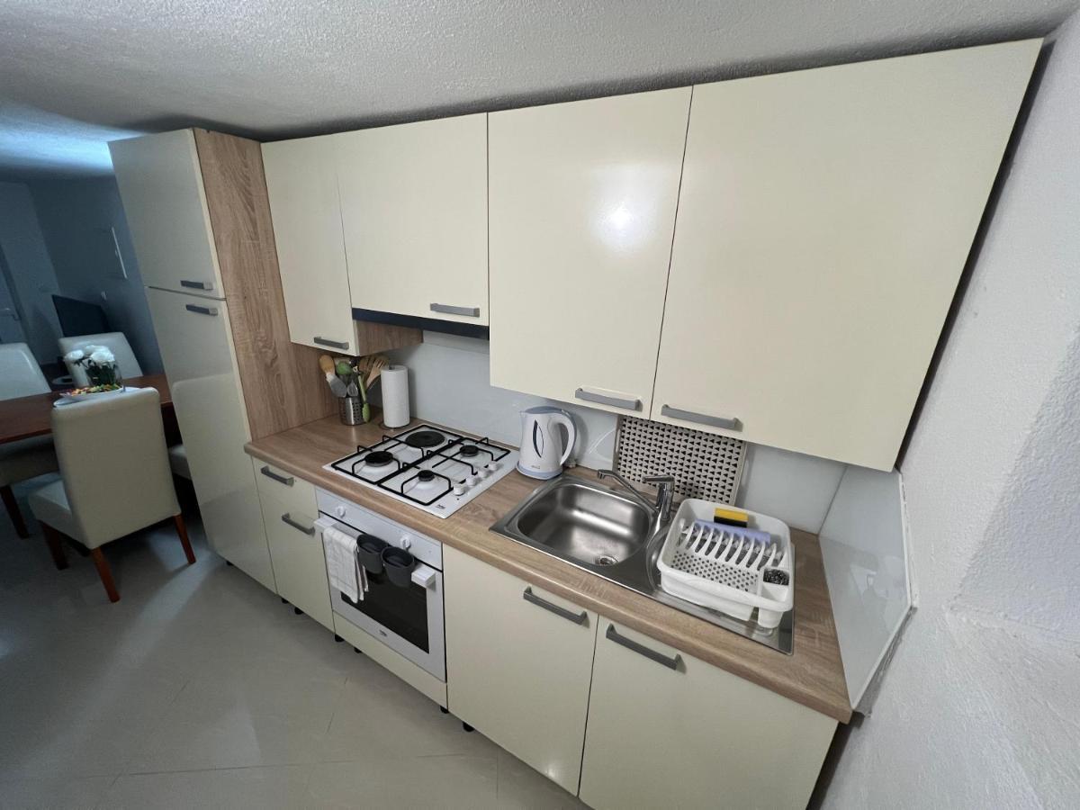 Apartment Katalin Kornić Dış mekan fotoğraf