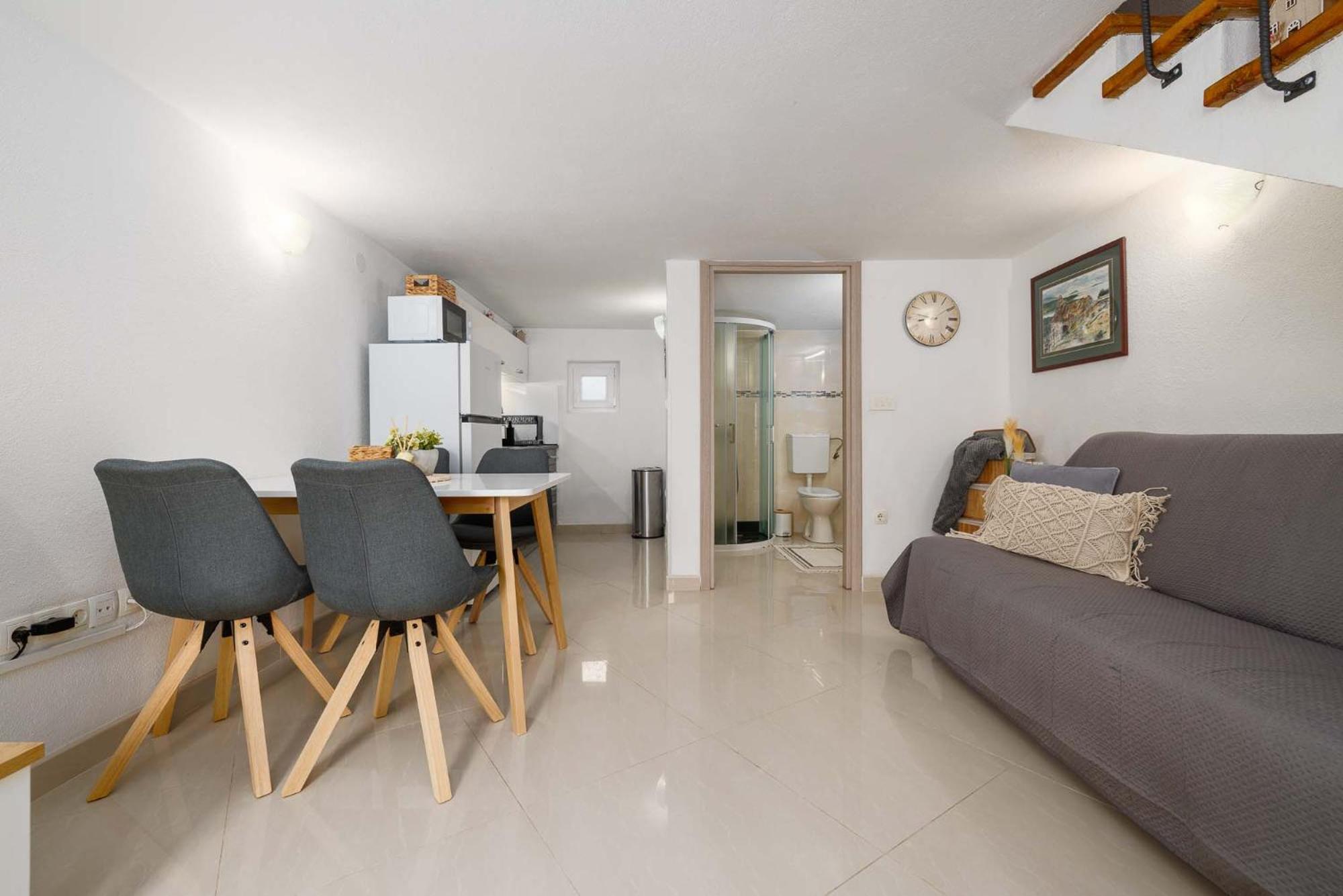 Apartment Katalin Kornić Dış mekan fotoğraf